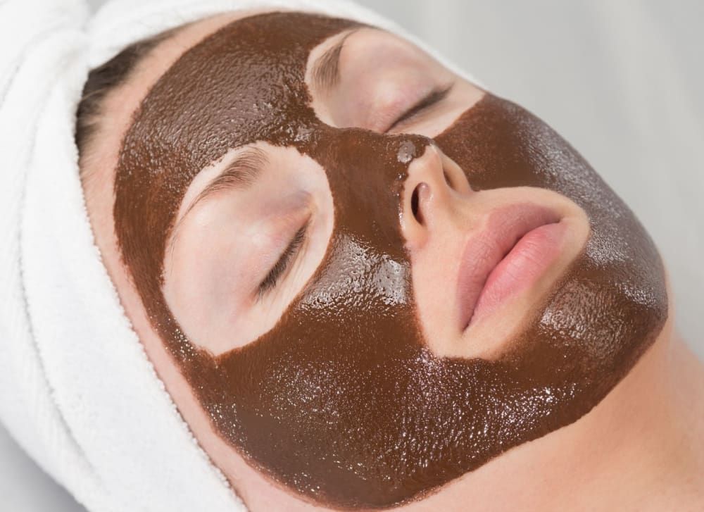 Coffee powder shop face pack